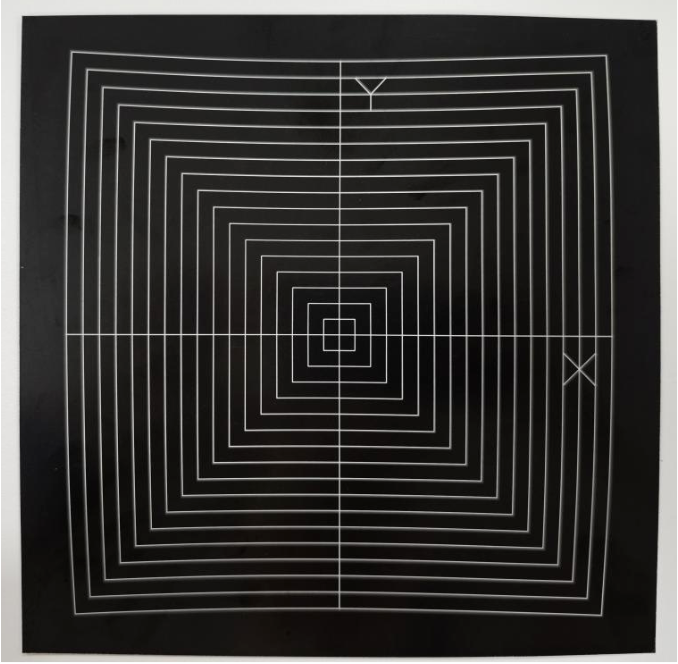 1725327043198736.png 未进行振镜校正时标刻的矩形.png